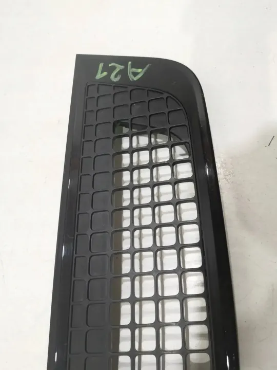 Land Rover Defender I luchtinlaat OEM N8B2280B11 image 5