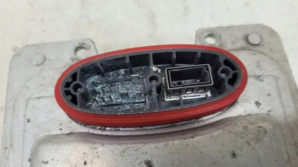 Conversor Xenon Mercedes-Benz E-Class W212 A2129001200 image 8