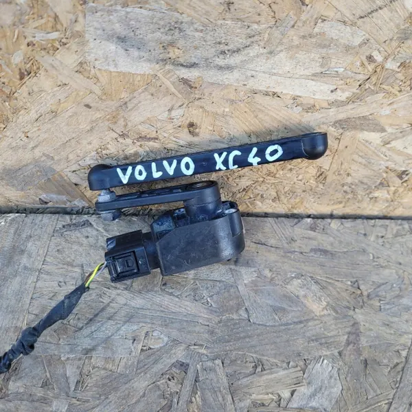 Strålkastarnivåsensor OEM 8888807367 Volvo XC40 image 2