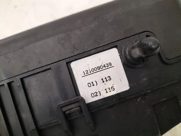 Caixa de fusíveis Hyundai i20 91941-1J200 image 4