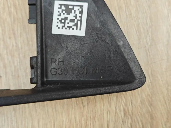 OEM 8746054 Rechte Stoßdämpfer-Endung BMW G30 LCI image 6