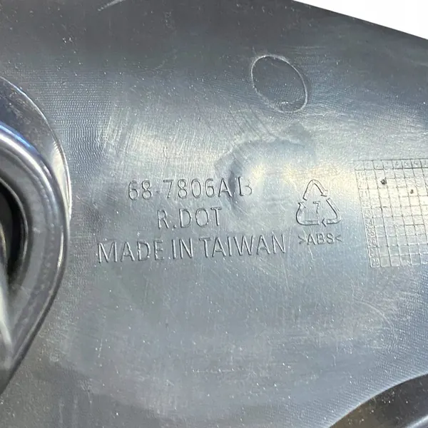 Dodge Durango 2016 Upper Grill image 9