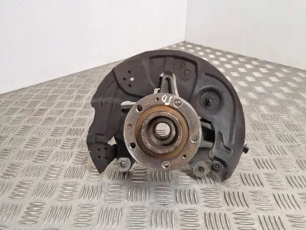 OEM 9825606280 Etupyörän navan - Peugeot 308 2021 image 2