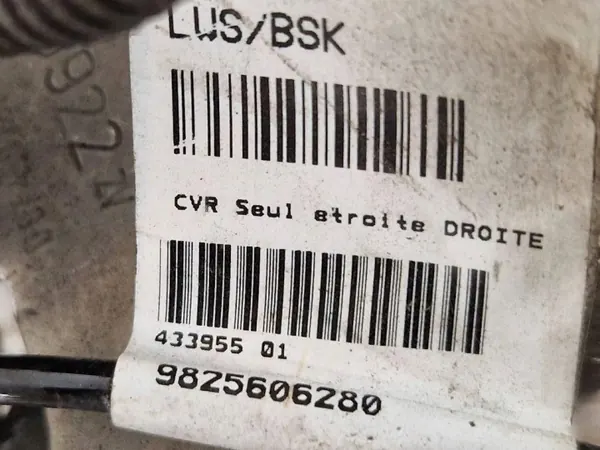 OEM 9825606280 Etupyörän navan - Peugeot 308 2021 image 5