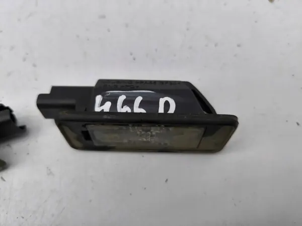 OEM 9682403680 Citroen C4 Picasso Kentekenplaatverlichting image 5