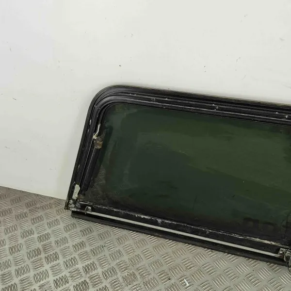 Luna trasera Ford Ranger 2013 OEM AB392142004HE image 3