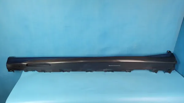 BMW X6 G06 Estribo Carbono Esquerdo OEM 8069995 image 2