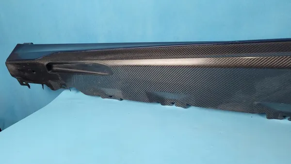 BMW X6 G06 Estribo Carbono Esquerdo OEM 8069995 image 6