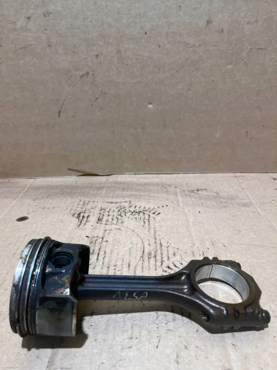 Pistón motor OEM AWJ1395 para Volkswagen Golf VI image 3