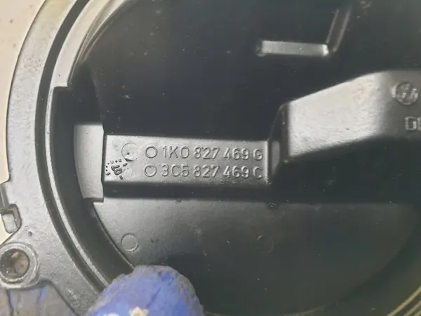 Asa de maletero VW Golf V OEM 1K0827469G image 4