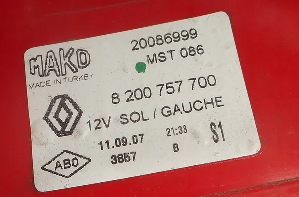 Lámpara trasera izquierda Renault Megane II Sedan 8200757700 image 6