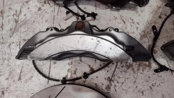 OEM ASTON MARTIN VANTAGE III V8 Bremszangen & Scheiben image 6