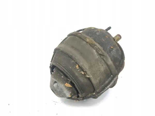 Volvo XC90 2004 Engine Mount Bracket OEM 8624754 image 8