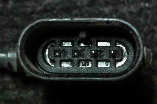 Voorste Linker ABS-sensor Mercedes-Benz C (W205) A0575451728 image 2