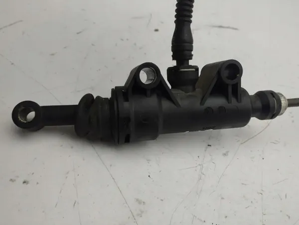 Kytkinmestaripumppu Mercedes-Benz C W203 2004 A2032900212 image 6