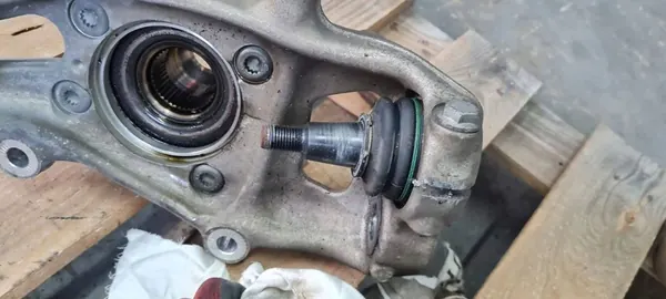 Audi Q5 Mozzo Anteriore Sinistro 2.0 TFSI 80A407253C image 8