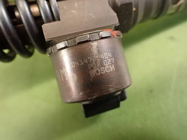 Bosch Ruiskutin OEM 03G130073G Audi A3 2.0 TDI:lle image 5