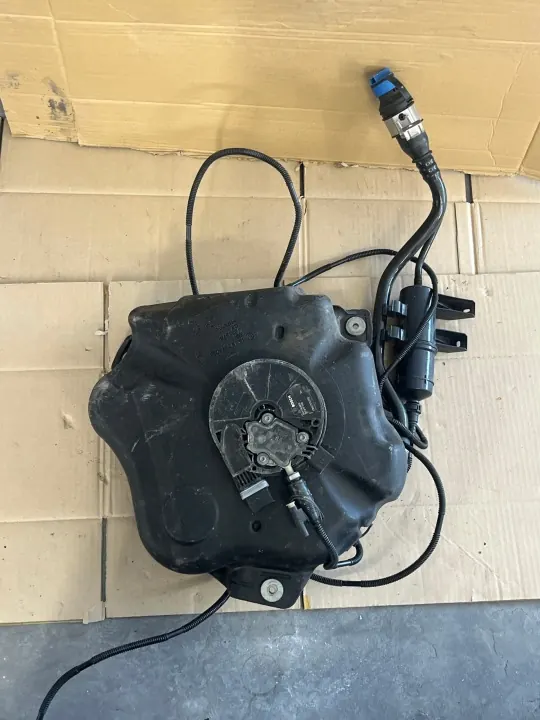 BMW 7-serien G11 G12 AdBlue-tank OEM 7378033 image 4