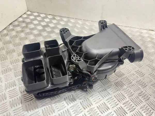 Lämmitysydin OEM A2518300008 Mercedes-Benz R-luokka image 3