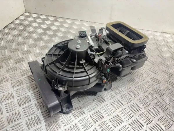 Lämmitysydin OEM A2518300008 Mercedes-Benz R-luokka image 4