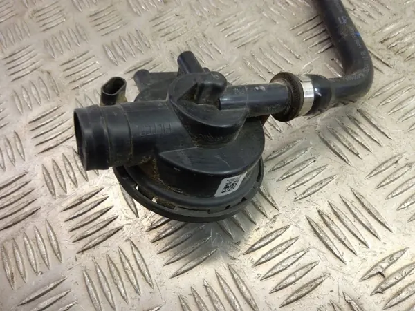 Válvula ventilação tanque BMW OEM 7333301 - Usado image 10