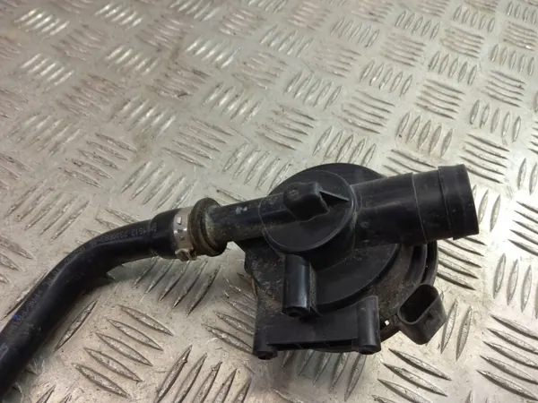 Válvula ventilação tanque BMW OEM 7333301 - Usado image 4