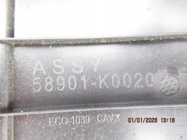 Leren armsteun OEM 58901-K0020 voor Toyota Yaris Cross image 6