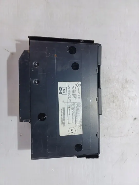 Changer CD Mercedes CLK W209 OEM A2038703389 image 9