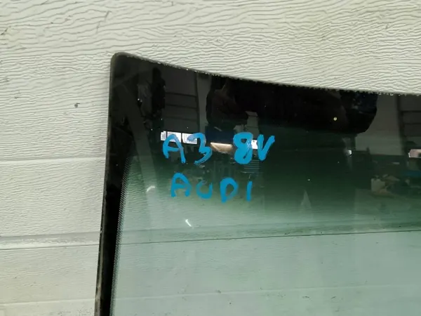 Pare-brise avant Audi A3 8V Sportback OEM image 3