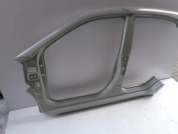 Vänster bakskärmspelare OEM 71112-K7000 Hyundai i10 image 3