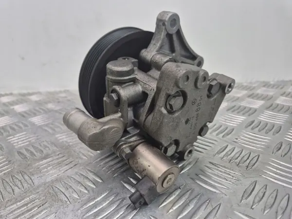 Pompe de direction assistée Mercedes OEM A0064666801 image 4