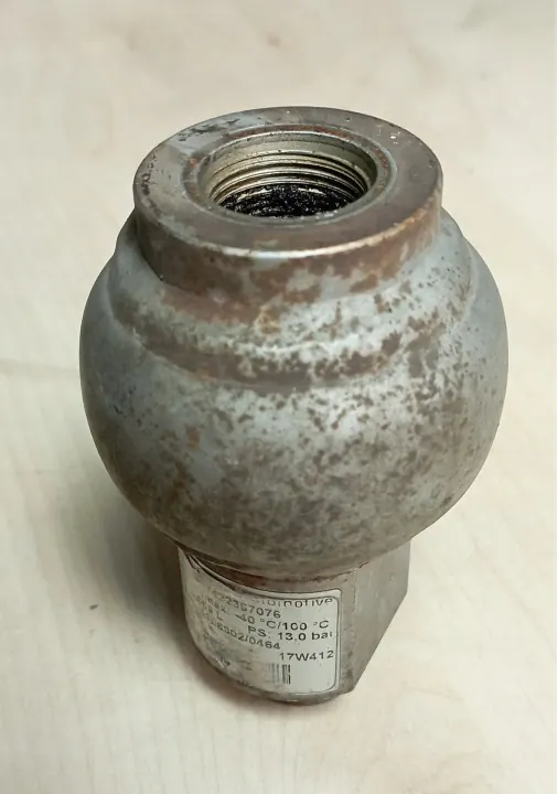 Boule de tuyau compresseur air OEM 7422367076 - Occasion image 2
