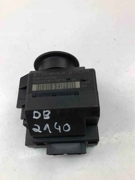 Interruptor de ignição MERCEDES-BENZ CLK (C209) A2095453908 image 2