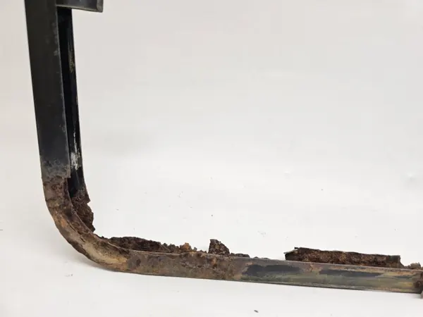 Nissan Patrol Y60 linke hintere Karosseriescheibe - OEM-Qualität image 3
