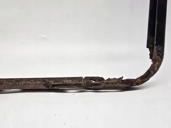 Nissan Patrol Y60 linke hintere Karosseriescheibe - OEM-Qualität image 7
