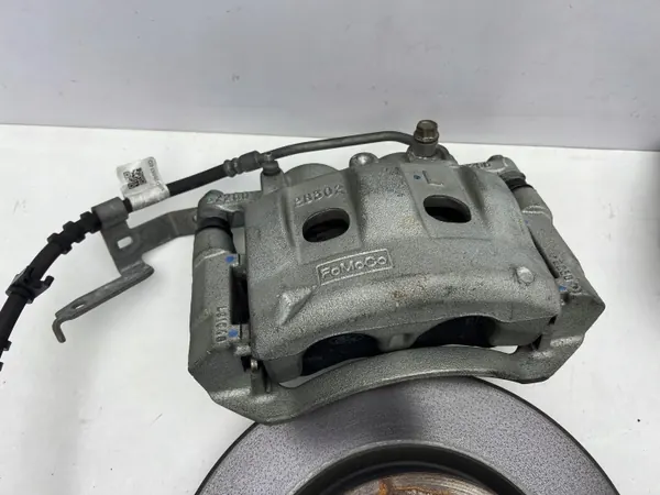 FORD BRONCO Front-Bremscheiben & -Bremszangen OEM-Set image 5