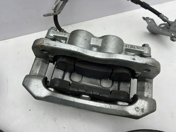 FORD BRONCO Front-Bremscheiben & -Bremszangen OEM-Set image 6
