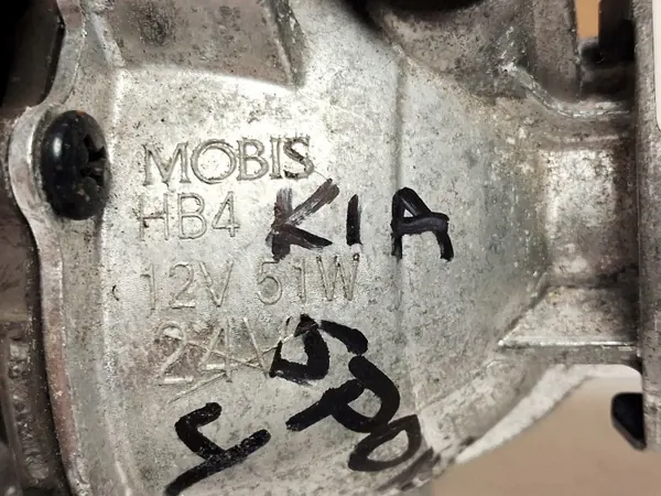 Kia Sportage IV Vänster Halogenstrålkastare OEM 92201-F1000 image 5