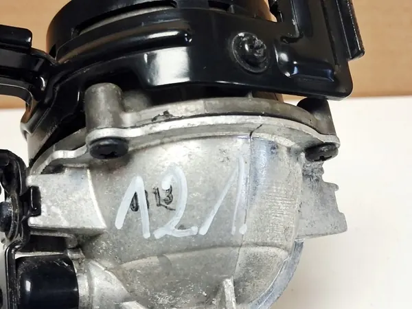 Kia Sportage IV Vänster Halogenstrålkastare OEM 92201-F1000 image 6