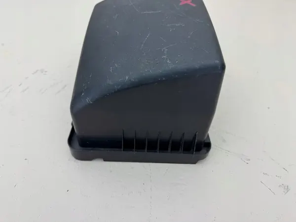 MAZDA CX-5 Carcasa del Filtro de Aire PY1A-133AX image 5