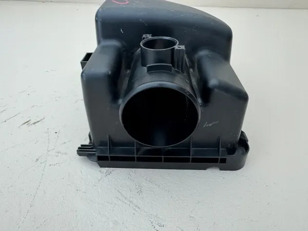 MAZDA CX-5 Carcasa del Filtro de Aire PY1A-133AX image 7