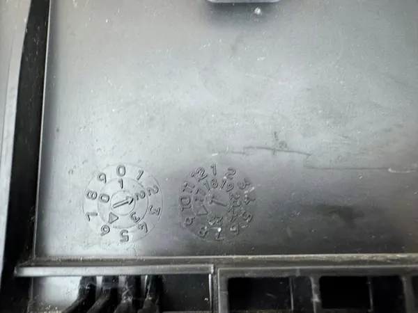 MAZDA CX-5 Carcasa del Filtro de Aire PY1A-133AX image 9