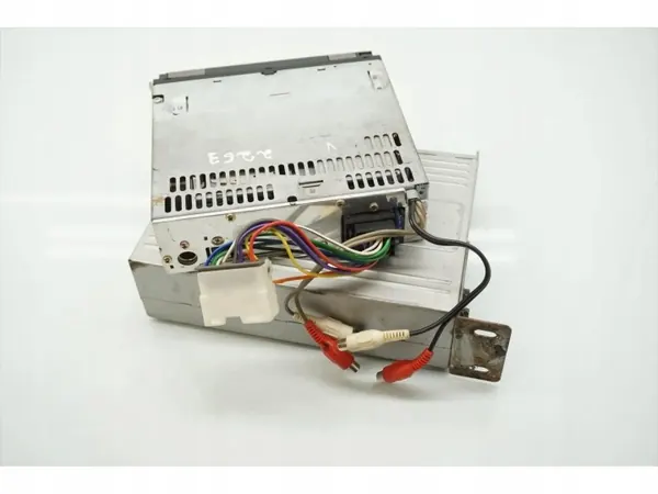Hyundai Coupe CD/DVD-wisselaar OEM DCZ628 2004 image 10