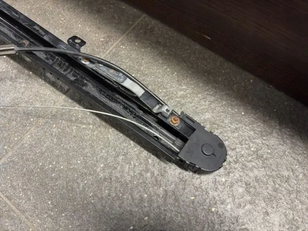 Schuifdeurmotor linkerkant OEM 9808246880 image 5