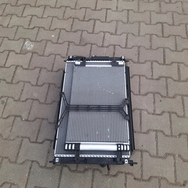 Kit radiador OEM 9835544180 para Astra L, 308, DS4 image 4