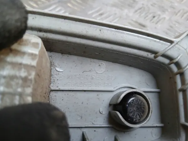 Kia Picanto II Heckstoßstangenleuchte OEM 92405-1Y5 image 6