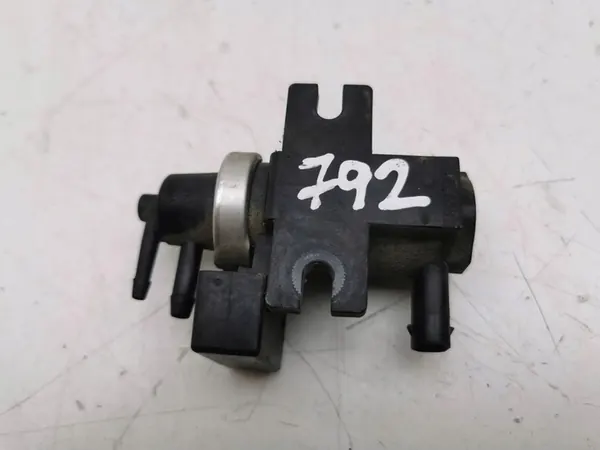 Mercedes-Benz B W245 2005 Vacuumklep image 5