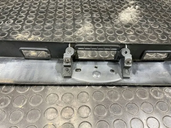 Garniture Hayon Ford Mondeo MK4 OEM BS71-N43404-ADW image 8