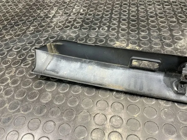 Garniture Hayon Ford Mondeo MK4 OEM BS71-N43404-ADW image 9