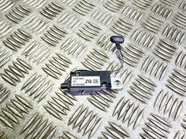 Amplificador de Antena OPEL INSIGNIA A ESTATE 13327069 image 1